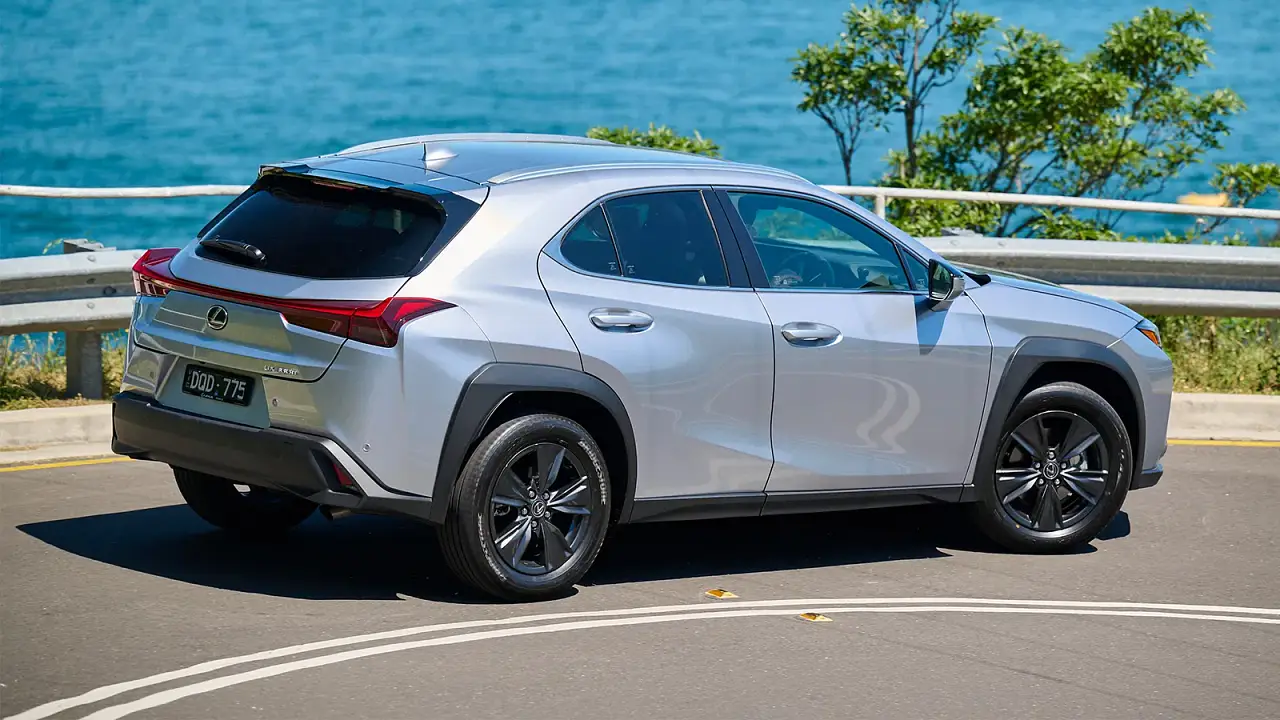 2026 Lexus UX300h Luxury review
